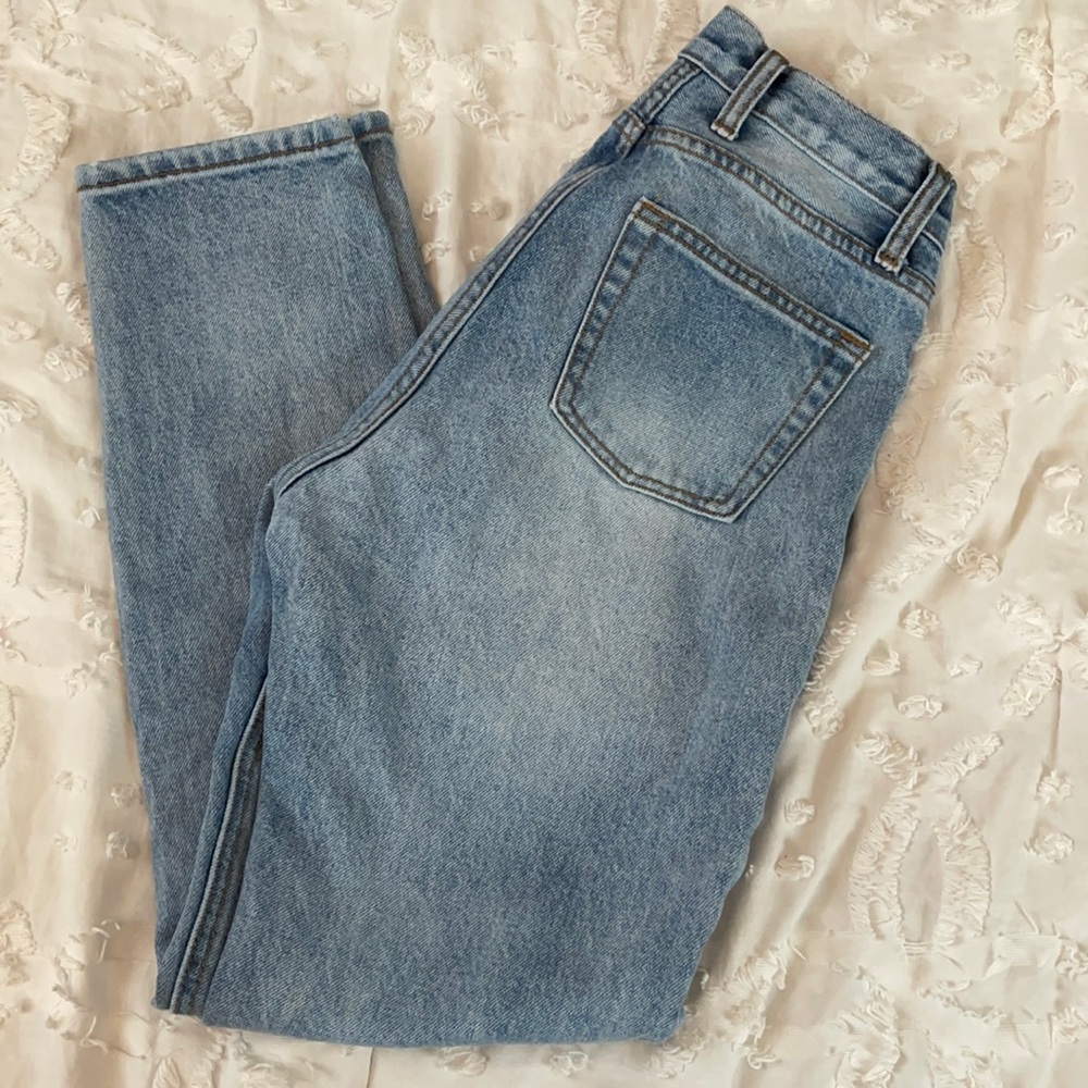 Brandy Melville Mom Jeans💙